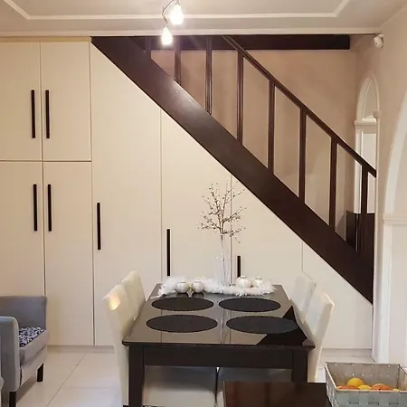 빌라 Voulas House