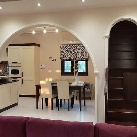빌라 Voulas House *